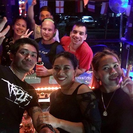 La Paillote Guest House Rayong Bagian luar foto