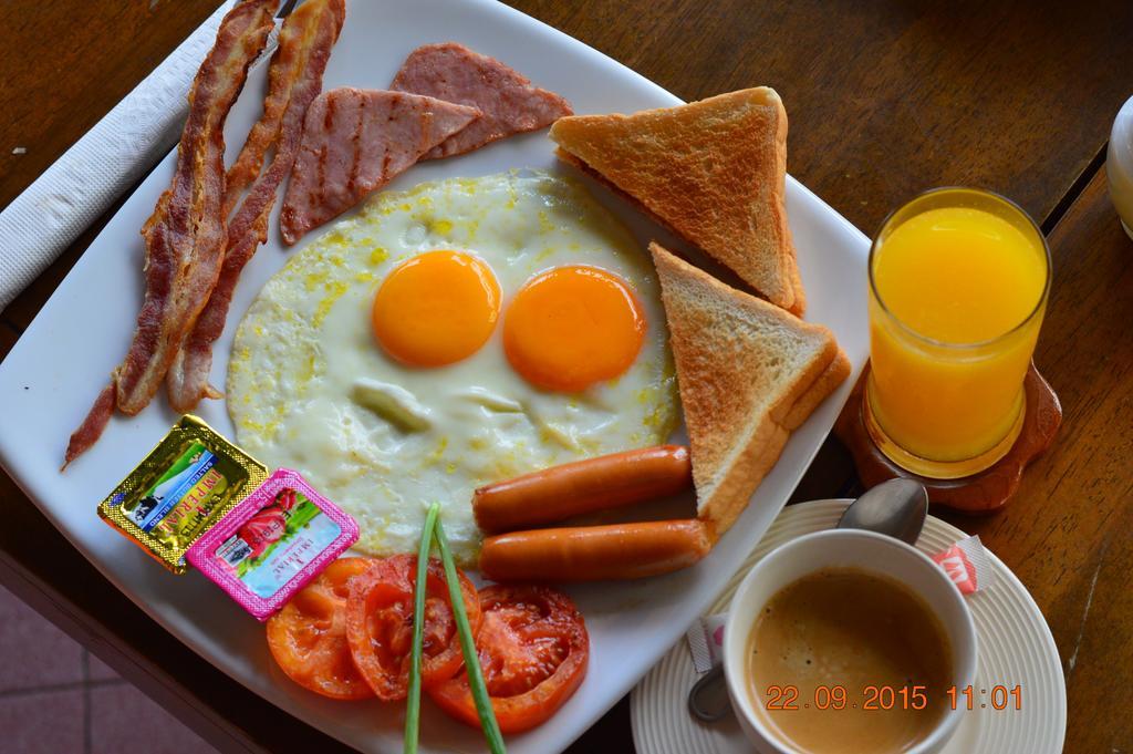 La Paillote Guest House Rayong Bagian luar foto